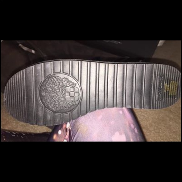 Vince Camuto Vanity fleece lined boots. - Picture 3 of 4